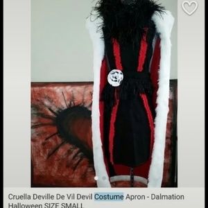Cruella de Vil costume apron